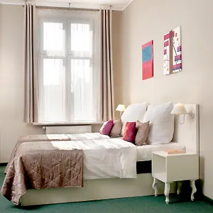 Leone 3*, Krakow Poland