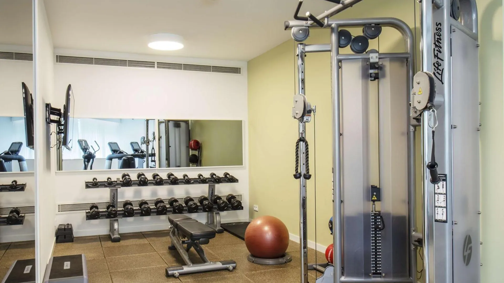 מלון Doubletree By Hilton ורוצלב 5*,