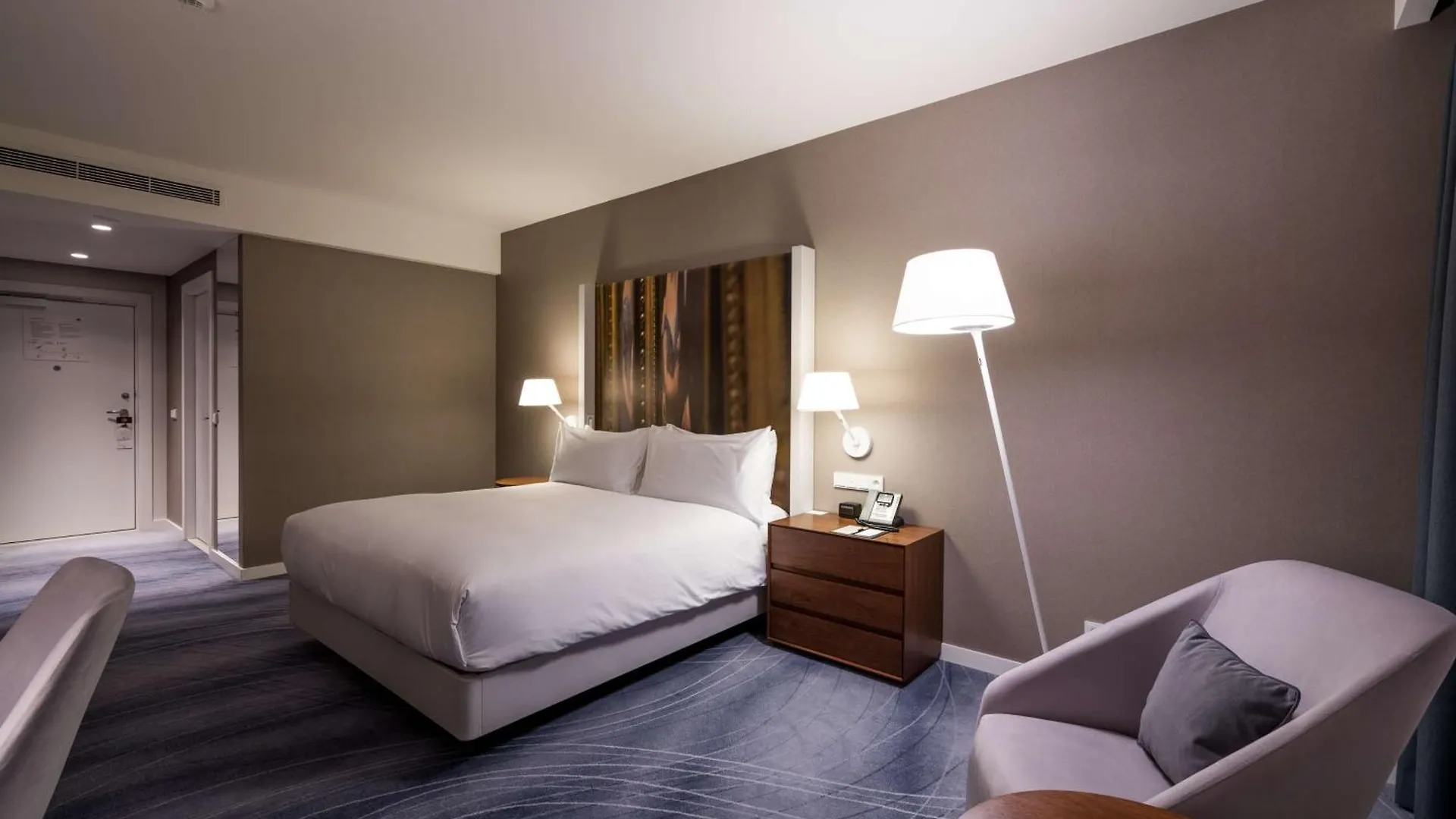 מלון Doubletree By Hilton ורוצלב 5*,