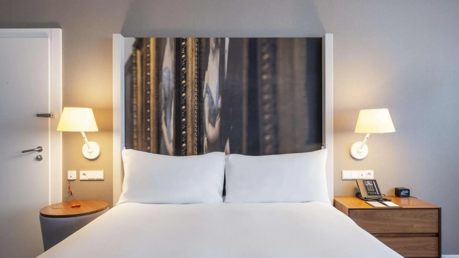 מלון Doubletree By Hilton ורוצלב 5*,